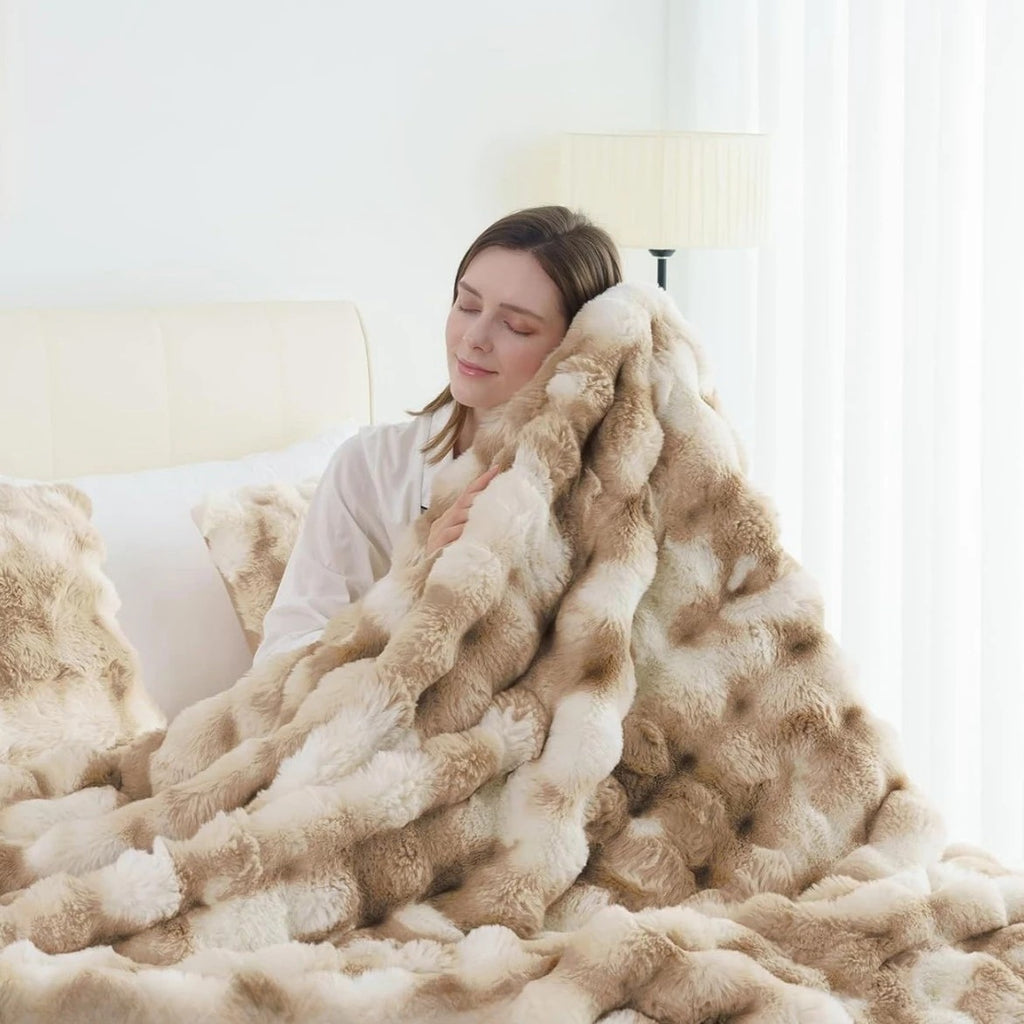 Bubble Fleece Blanket for Couch, Faux Rabbit Fur Throw Blanket, Soft Cozy Fluffy Decorative Blankets for Bed, Sofa