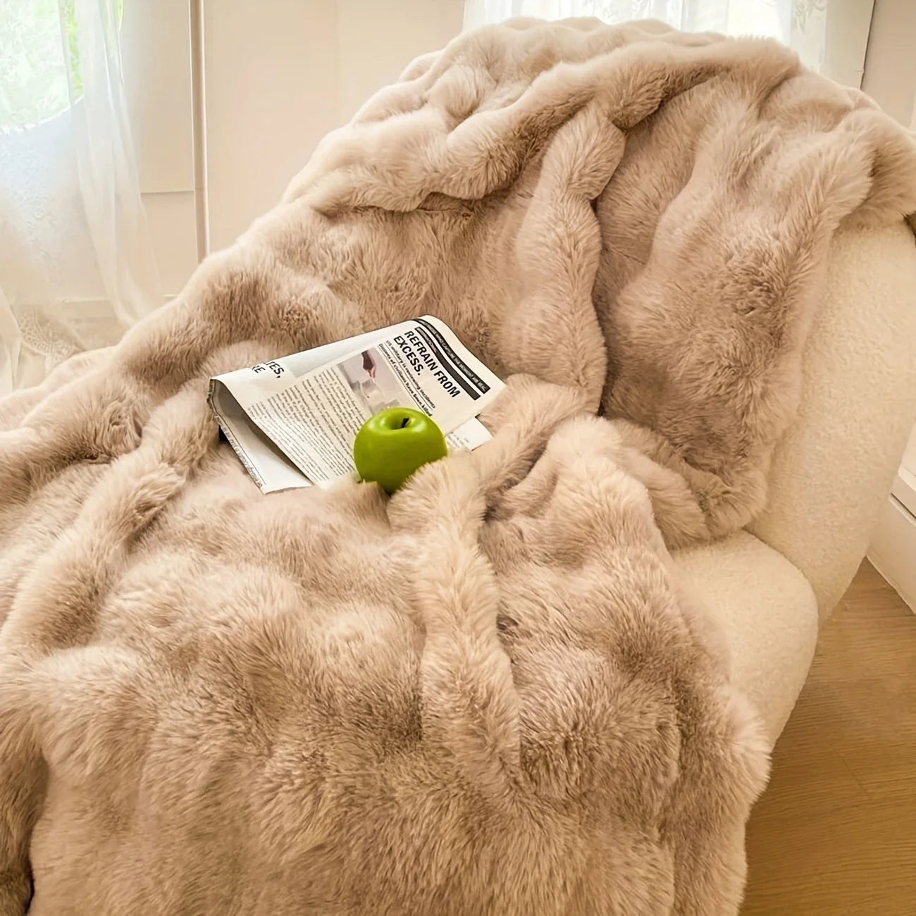 Bubble Fleece Blanket for Couch, Faux Rabbit Fur Throw Blanket, Soft Cozy Fluffy Decorative Blankets for Bed, Sofa