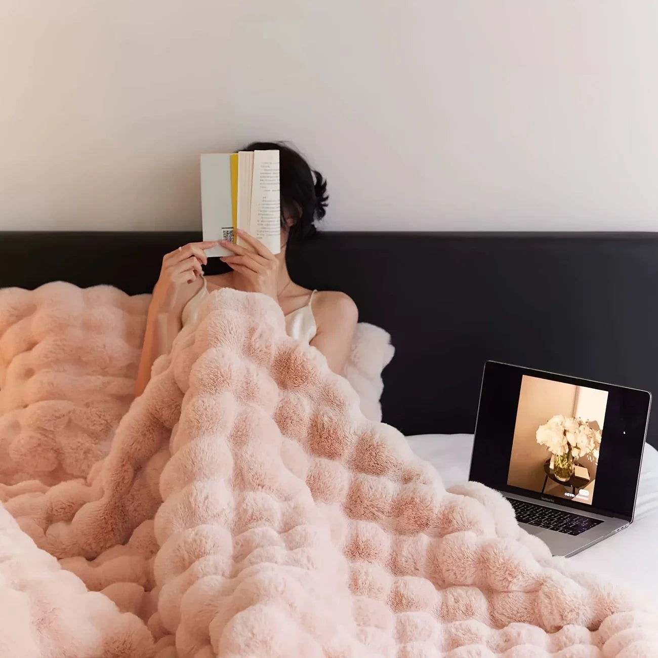 Bubble Fleece Blanket for Couch, Faux Rabbit Fur Throw Blanket, Soft Cozy Fluffy Decorative Blankets for Bed, Sofa