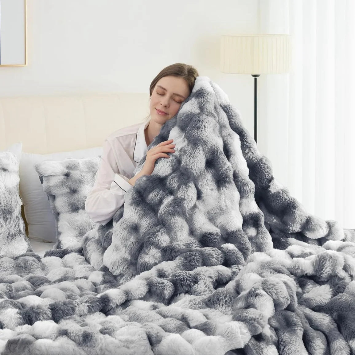 Bubble Fleece Blanket for Couch, Faux Rabbit Fur Throw Blanket, Soft Cozy Fluffy Decorative Blankets for Bed, Sofa