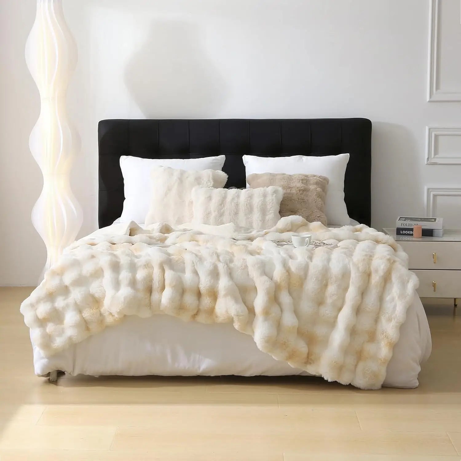Bubble Fleece Blanket for Couch, Faux Rabbit Fur Throw Blanket, Soft Cozy Fluffy Decorative Blankets for Bed, Sofa