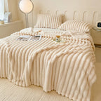 Luxurious Super Soft Faux Rabbit Fur Blanket - Warm & Cozy Throw for Couch, Bed & Travel - Versatile All-Season Gift